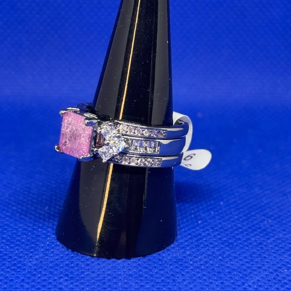 Bomb Party BP The GOGO Unicorn Ring SZ 9
 Ring - Picture 2 of 5